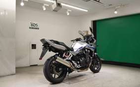 HONDA CB1300SB SUPER BOLDOR 2024 SC54