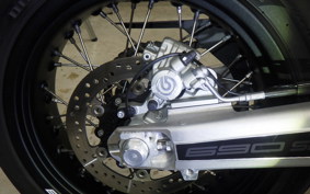 KTM 690 SMC R 2020