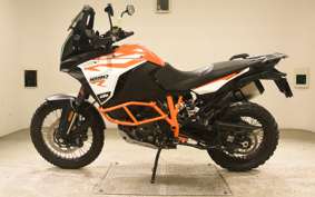 KTM 1290 SUPER ADVENTURE R 2022