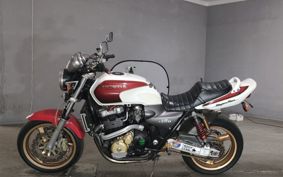 HONDA CB1300SF SUPER FOUR SC40