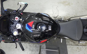 BMW M1000RR 2024