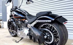 HARLEY FXBR 2023 YEZ
