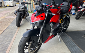 DUCATI  DUCATI  STREET  FIGHTER V2 2023 3F00