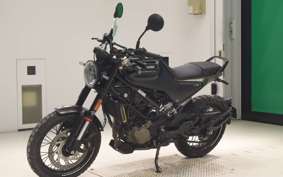 HUSQVARNA SVARTPILEN 125