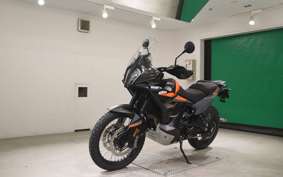 KTM 890 ADVENTURE	 2026