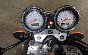 HONDA VTR 250 MC33