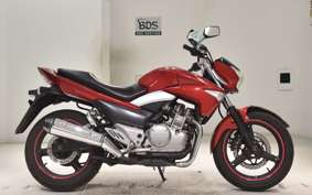 SUZUKI GSR250 2024
