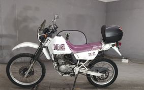 SUZUKI DJEBEL200 SH42A