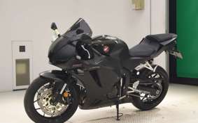 HONDA CBR600RR 2024 PC40