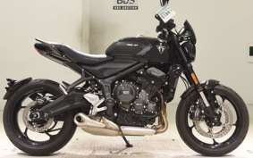 TRIUMPH TRIDENT 660 2021