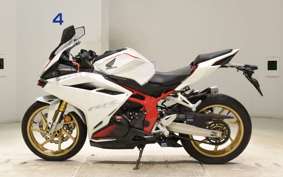 HONDA CBR250RR A MC51