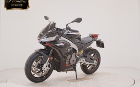 APRILIA トゥオノ660 FACTORY 2022
