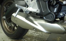 HONDA CB650R E-Clutch 2026 RH17