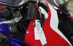 HONDA CBR1000RR R 2021 SC82
