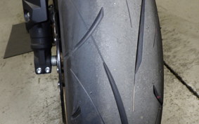 HONDA CB650R E-Clutch 2025