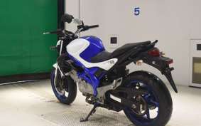 SUZUKI ｸﾞﾗﾃﾞｨｳｽ650 2014