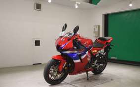 HONDA CBR600RR 2024 PC40