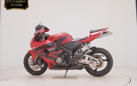 HONDA CBR600RR GEN 2 2005 PC37