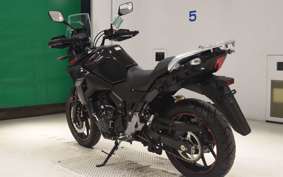 SUZUKI Vｽﾄﾛｰﾑ250A