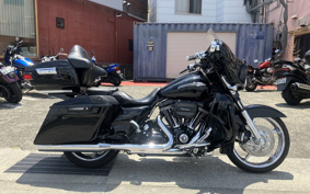 HARLEY FLHXSE CVO 2015 PXN