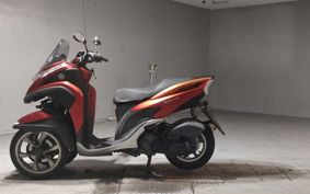 YAMAHA TRICITY 125 SE82J