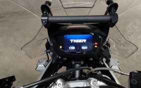 TRIUMPH TRIUMPH  TIGER 800XRX TRE20B