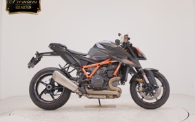 KTM 1290 SUPER DUKE R 2022