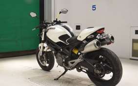 DUCATI DUCATI M696