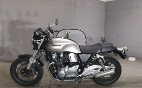 HONDA CB1100RS 2021 SC65