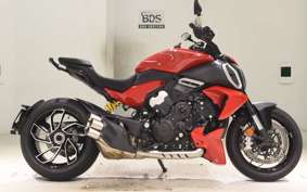 DUCATI DIAVEL V4 2026