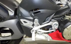 DUCATI PANIGALE V4 S 2025