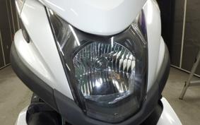 YAMAHA TRICITY 125 ヤネツキ SE82J