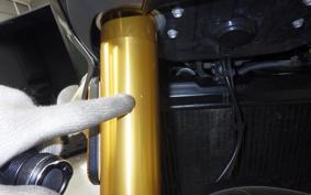 MOTO GUZZI V100マンデッロS 2023