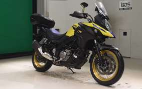 SUZUKI DL650 ( V-Strom 650 ) XTA 2025 C733M