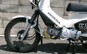 HONDA CROSS CUB JA45