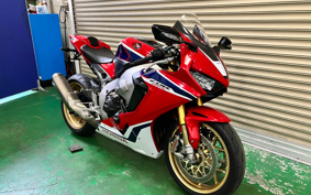 HONDA CBR1000RR 2018 SC77