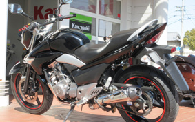 SUZUKI GSR250 GJ55D