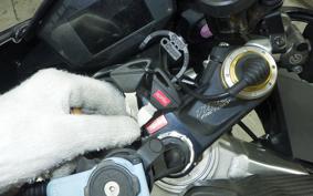 APRILIA RSV4 1100ファクト 2020