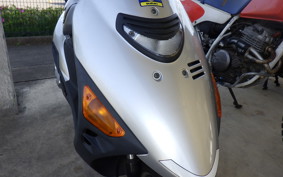 SUZUKI VECSTAR 125 CF42A