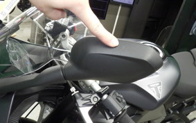 TRIUMPH DAYTONA 660 2025