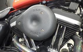 HARLEY XL883R 2005