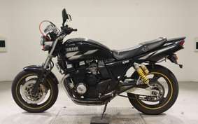 YAMAHA XJR400 Gen.2 R 2018 4HM