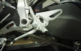 DUCATI STREETFIGHTER V2 2023