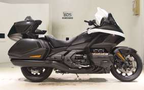 HONDA GL 1800 GOLD WING TOUR DCT SC79