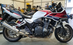 HONDA CB1300 SUPER  BOL DOR ABS 2017 SC54
