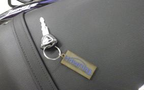 TRIUMPH STREET TRIPLE 2011