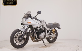SUZUKI GSX1100S KATANA 2000 GU76A