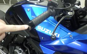SUZUKI GSX-8R 2024 EM1AA