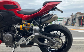 DUCATI STREET FIGHTER V2S 2025 3000