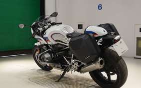BMW R NINE T RACER 2018